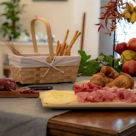 Bed and Breakfast Quattro Stagioni Charme And Wellness